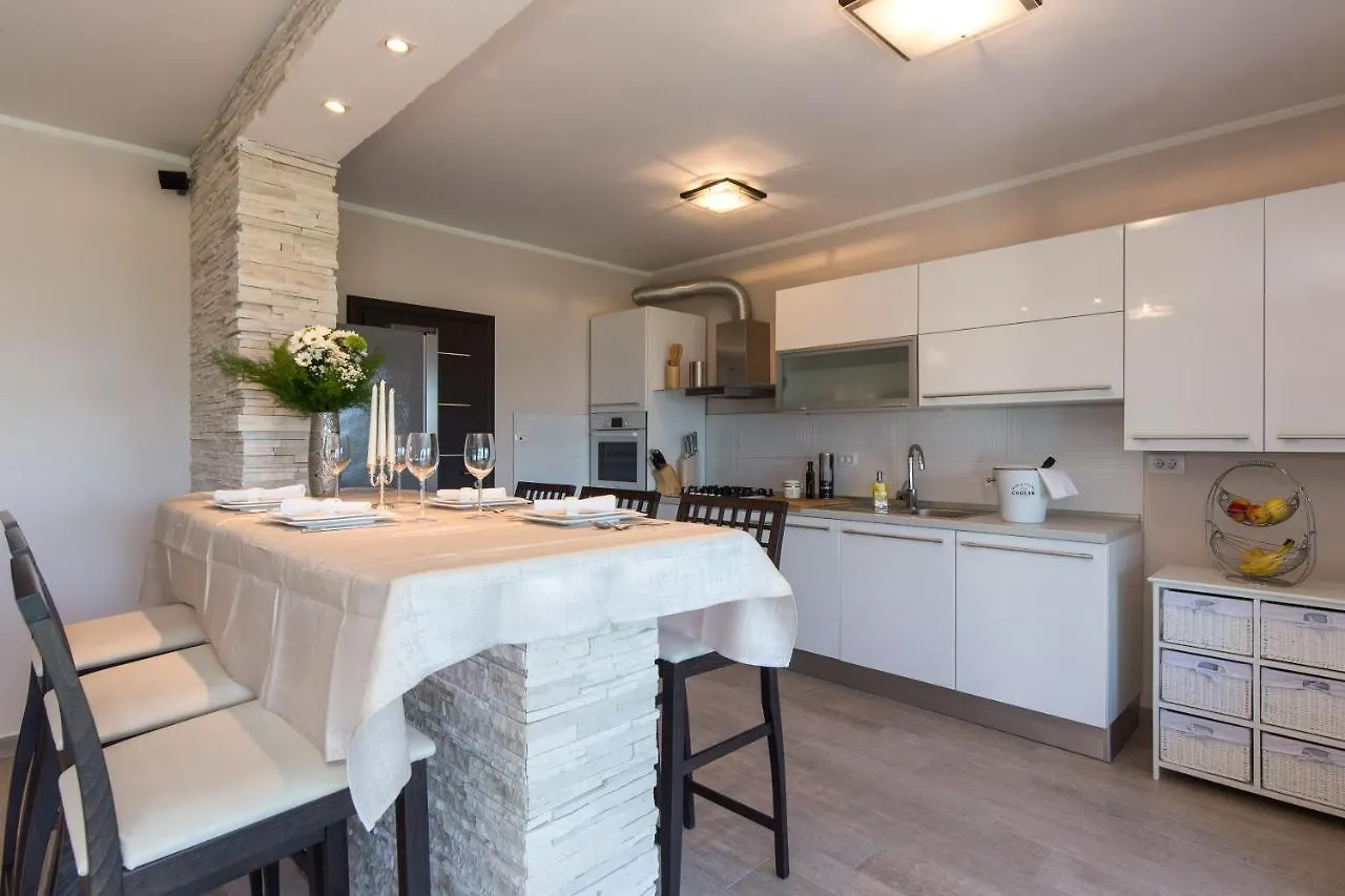 Deluxe Sea View Apartment Mate Balote 리예카